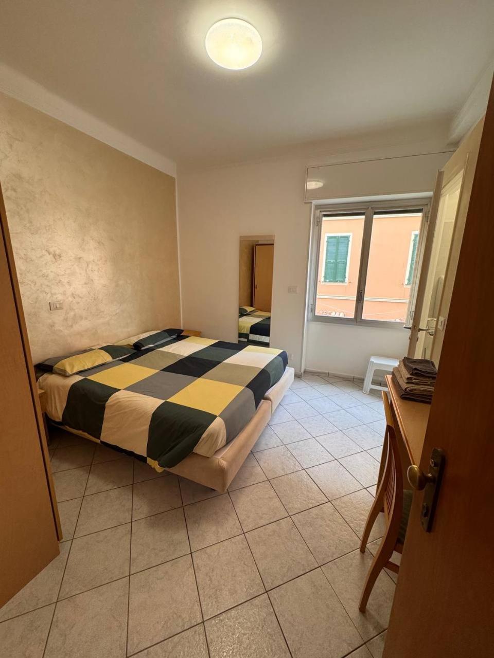 Hotel Ideal Arma di Taggia Esterno foto